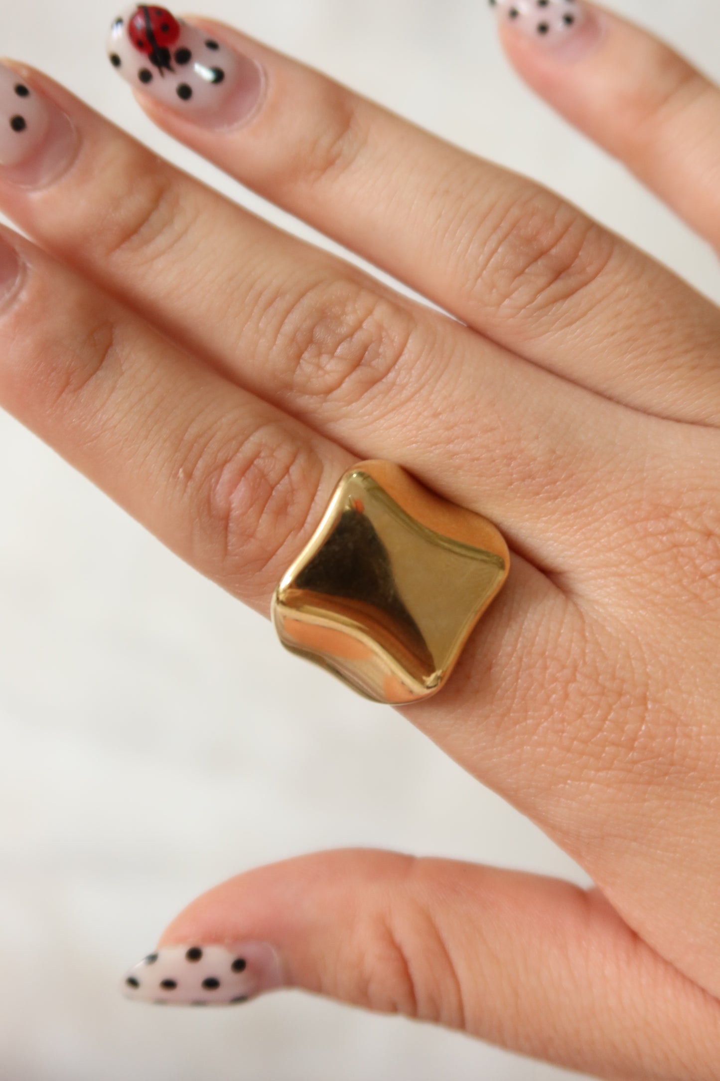 Anillo cuadro