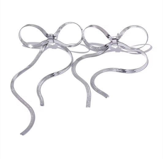 Aretes moño